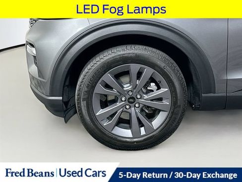 Used 2024 Ford Explorer XLT w/ Equipment Group 202A AWD/4WD image 40