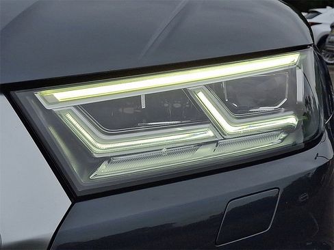 Used 2019 Audi Q5 2.0T Premium Plus w/ Premium Plus Package image 9