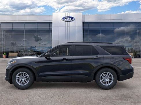 New 2026 Ford Explorer Active AWD/4WD image 5