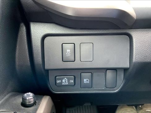Used 2023 Toyota Tacoma SR5 RWD image 35