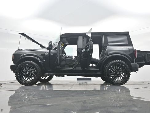 Used 2024 Ford Bronco Outer Banks AWD/4WD image 91