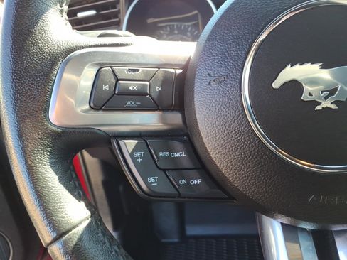 Used 2021 Ford Mustang Coupe image 12