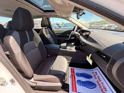 New 2026 Nissan Sentra SV w/ SV Convenience Package FWD image 16