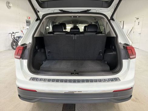Used 2024 Volkswagen Tiguan Wolfsburg Edition image 15