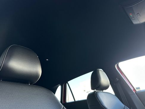 Used 2022 Volkswagen Atlas Cross Sport SE image 17