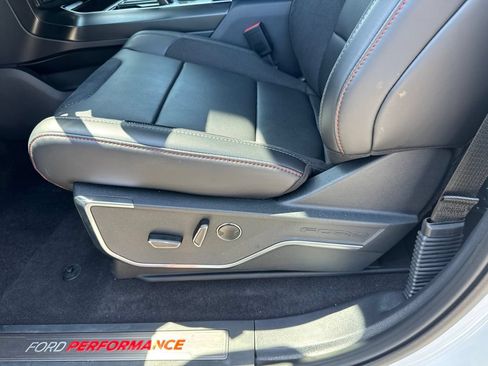 Used 2026 Ford F150 Raptor AWD/4WD image 22