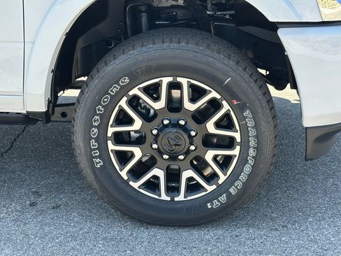 New 2026 RAM 2500 Limited AWD/4WD image 12