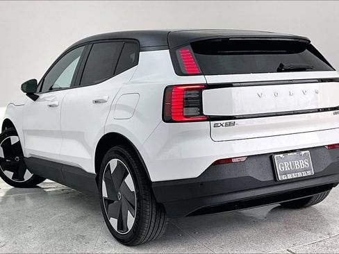 New 2026 Volvo EX30 Plus w/ Protection Package Premier AWD/4WD image 4