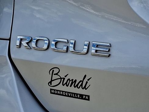 Used 2019 Nissan Rogue SL w/ Premium Package AWD/4WD image 30