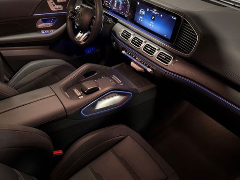 New 2026 Mercedes-Benz GLE 63 AMG S image 15