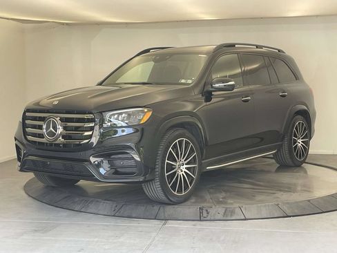 Used 2025 Mercedes-Benz GLS 580 4MATIC image 1