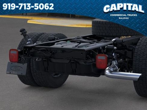 New 2025 Ford F550 4x4 Crew Cab Super Duty w/ Snow Plow Prep Package image 21