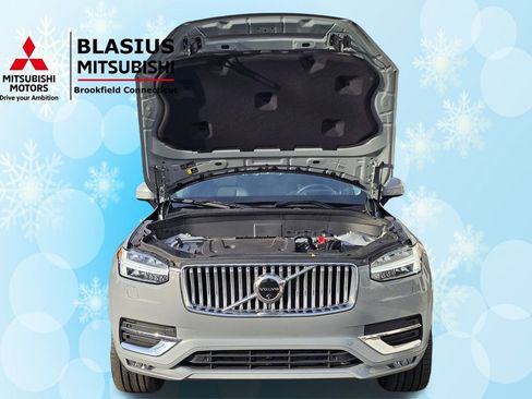 Used 2025 Volvo XC90 B6 Ultra w/ Protection Package Premier image 30