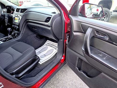 Used 2015 Chevrolet Traverse LT w/ Style and Technology Package AWD/4WD image 15