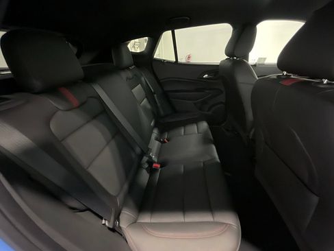 Used 2024 Chevrolet Trax RS FWD image 25