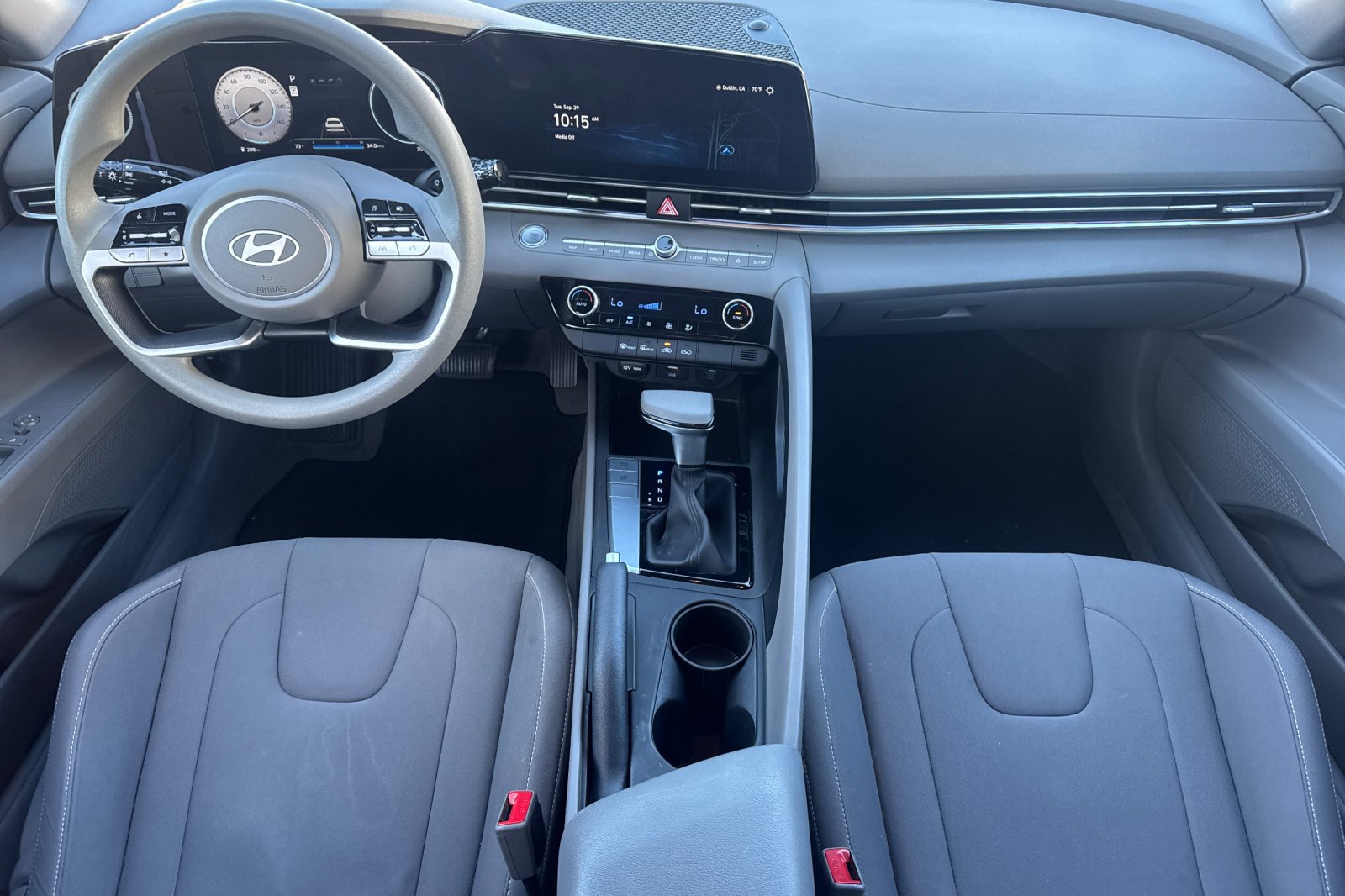 Used 2024 Hyundai Elantra SEL FWD image 14
