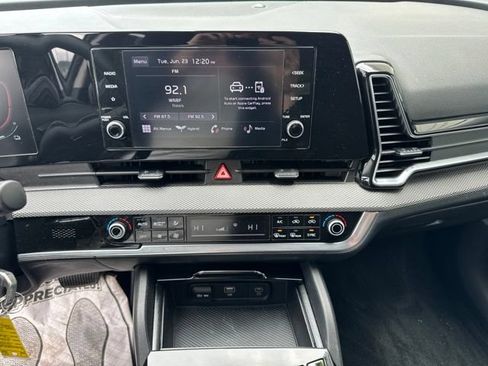 Certified 2023 Kia Sportage LX AWD/4WD image 11