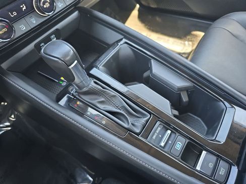 Used 2023 Honda Accord Touring image 25