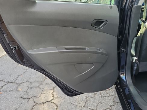 Used 2014 Chevrolet Spark LT FWD image 10
