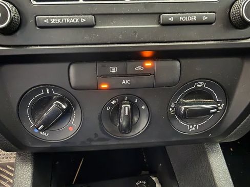 Used 2015 Volkswagen Jetta S FWD image 11