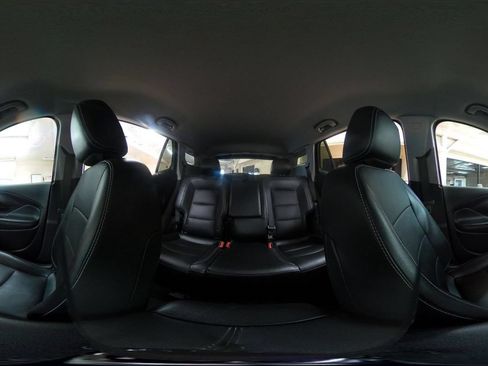 Used 2024 GMC Terrain SLT AWD/4WD image 39