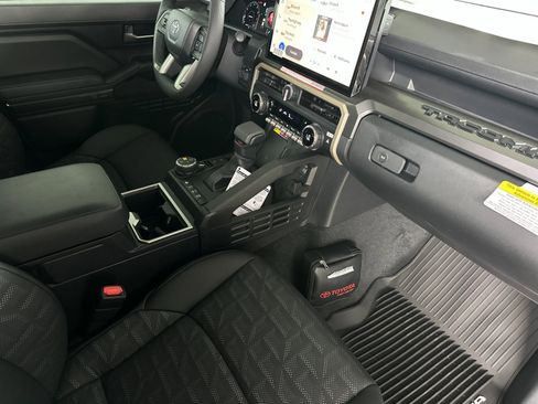 New 2025 Toyota Tacoma TRD Off-Road image 14
