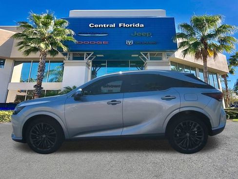 Used 2025 Lexus RX 350h w/ Convenience Package image 8