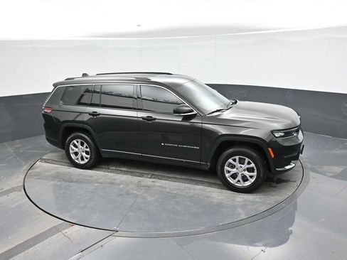 Used 2022 Jeep Grand Cherokee L Limited image 38
