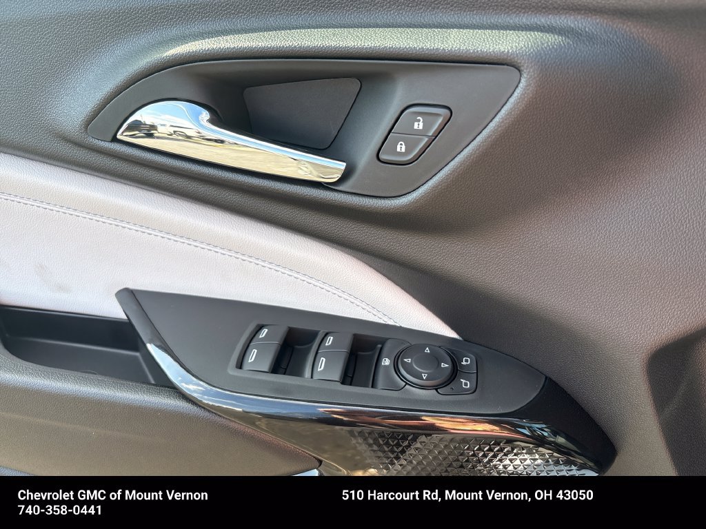 New 2026 Chevrolet Trax LT w/ LT Convenience Package FWD image 14