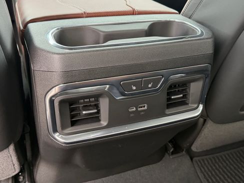 Used 2026 GMC Sierra 1500 Denali Ultimate AWD/4WD image 39