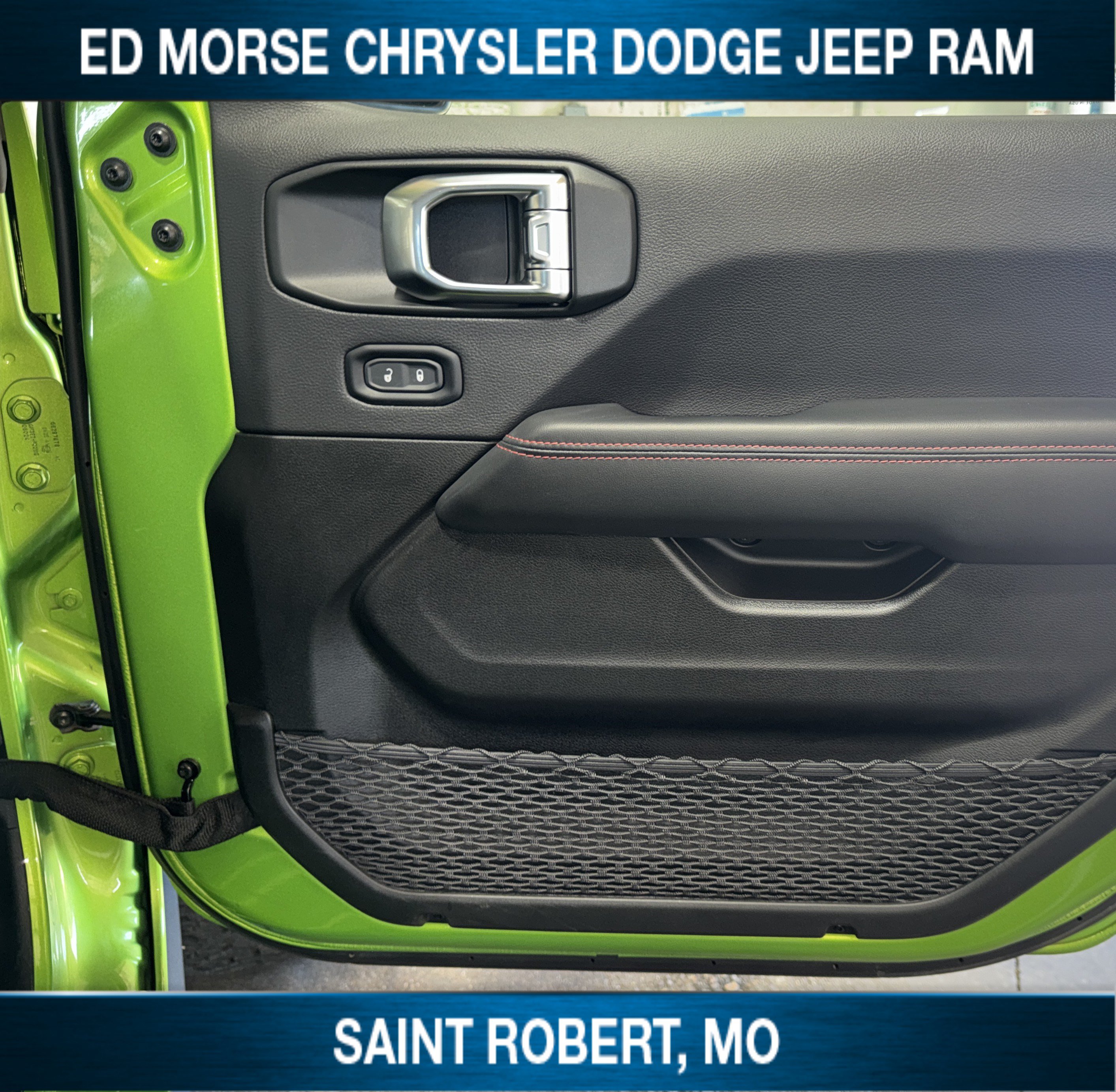 Used 2025 Jeep Wrangler Unlimited Rubicon AWD/4WD image 33