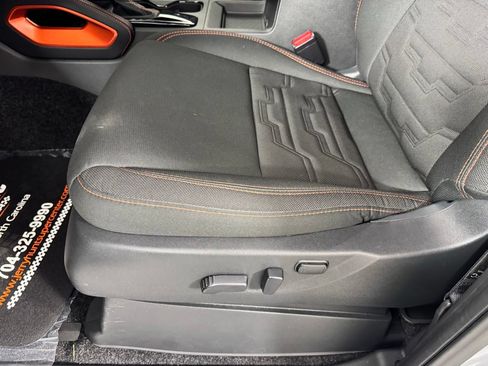 Used 2025 Nissan Frontier PRO-4X w/ Interior Protection Package AWD/4WD image 11