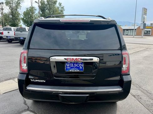 Used 2020 GMC Yukon Denali AWD/4WD image 6