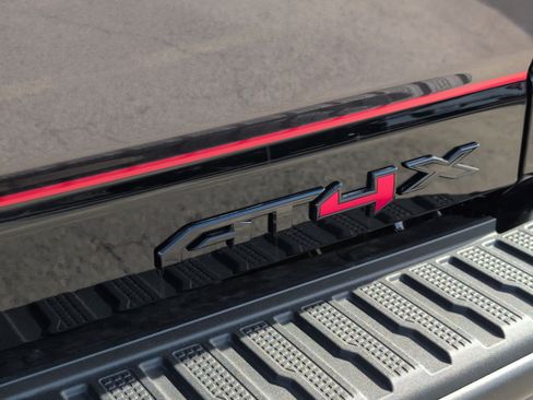 New 2026 GMC Sierra 2500 AT4X w/ AT4X AEV Edition AWD/4WD image 32