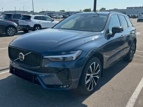 Used 2024 Volvo XC60 B5 Plus w/ Protection Package Premier AWD/4WD image 1