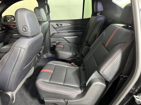 Used 2026 Chevrolet Traverse RS w/ LPO, Floor Liner Package AWD/4WD image 30