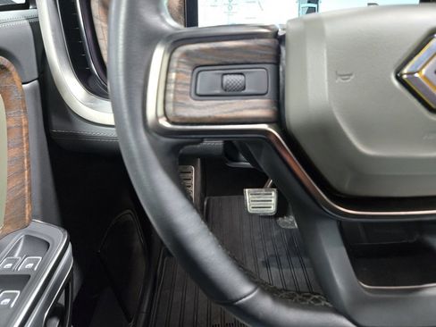 Used 2022 Rivian R1T Adventure image 16