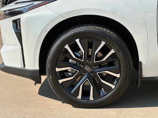 New 2027 Toyota bZ FWD image 9