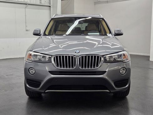 Used 2017 BMW X3 sDrive28i w/ Premium Package 3 image 5