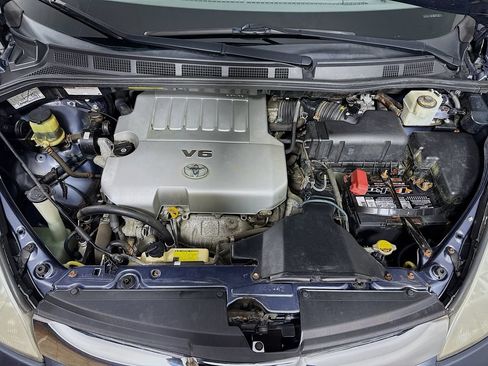 Used 2009 Toyota Sienna XLE Limited AWD/4WD image 29