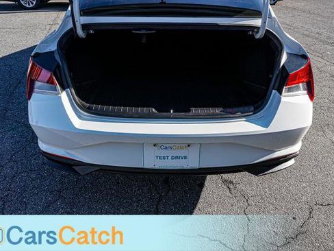 Used 2023 Hyundai Elantra SEL w/ Convenience Package image 42