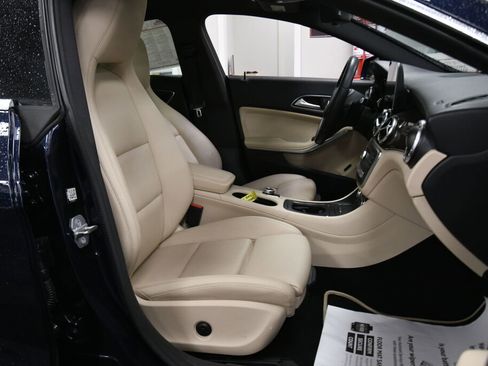 Used 2018 Mercedes-Benz CLA 250 4MATIC image 28