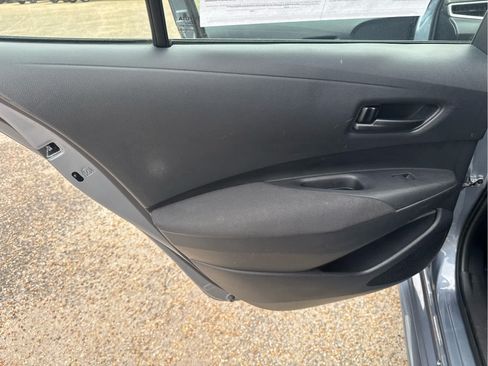 Used 2024 Toyota Corolla LE FWD image 30