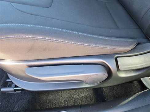 Certified 2024 Hyundai Elantra SEL image 25