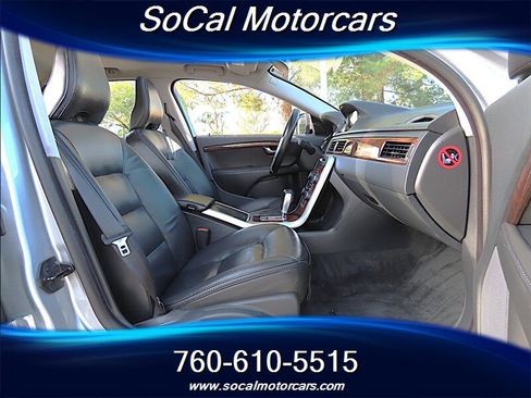 Used 2012 Volvo XC70 3.2 Premier image 22