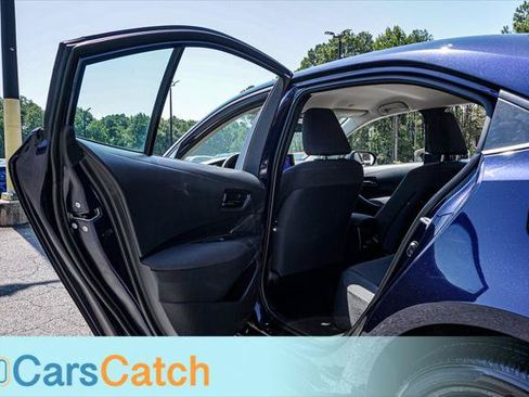 Used 2025 Toyota Corolla LE FWD image 31