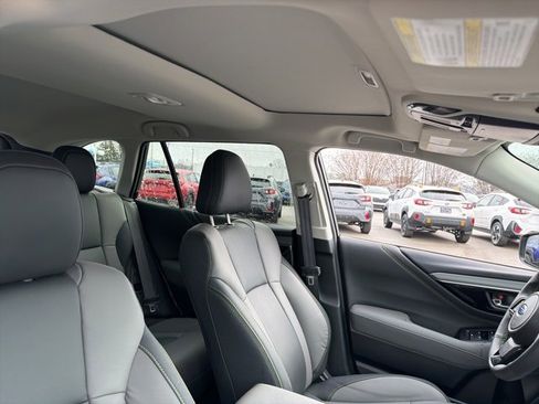 Used 2025 Subaru Outback Onyx Edition XT w/ Popular Package #2 image 13