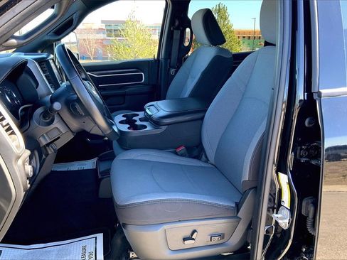 Used 2024 RAM 2500 Big Horn w/ Bed Utility Group image 10