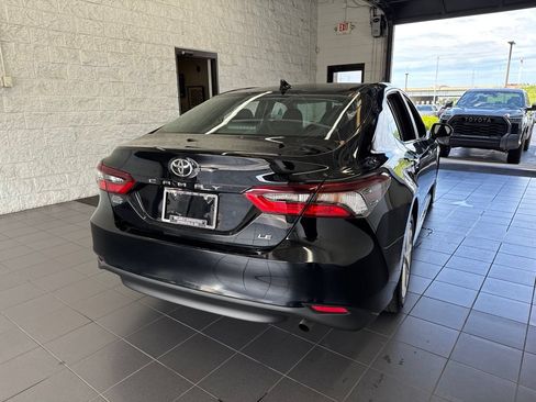Used 2023 Toyota Camry LE FWD image 7