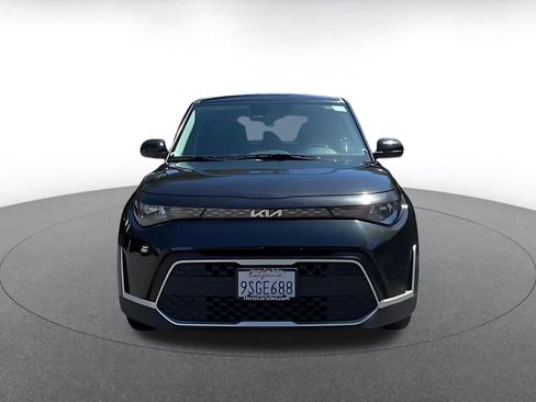 Used 2025 Kia Soul LX w/ LX Technology Package FWD image 4